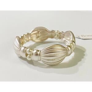 Silver & Pearl Stretch Bracelet